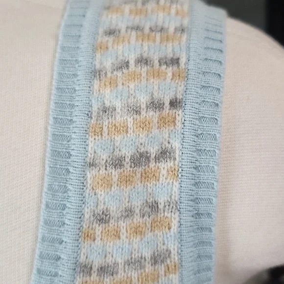 Juicy Couture 100% Cashmere Sweater Vest Ribbed Cream,Blue, Tan Knit Sleeveless - Picture 5 of 10